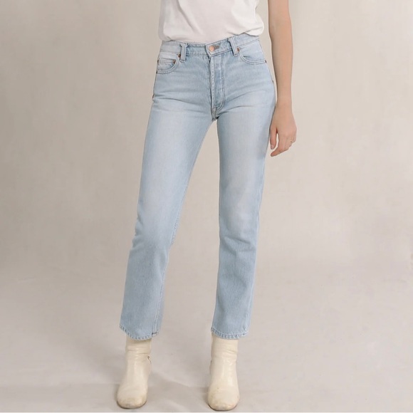NWT Bliss and Mischief Collector Fit Denim in Light Wash - Picture 3 of 8